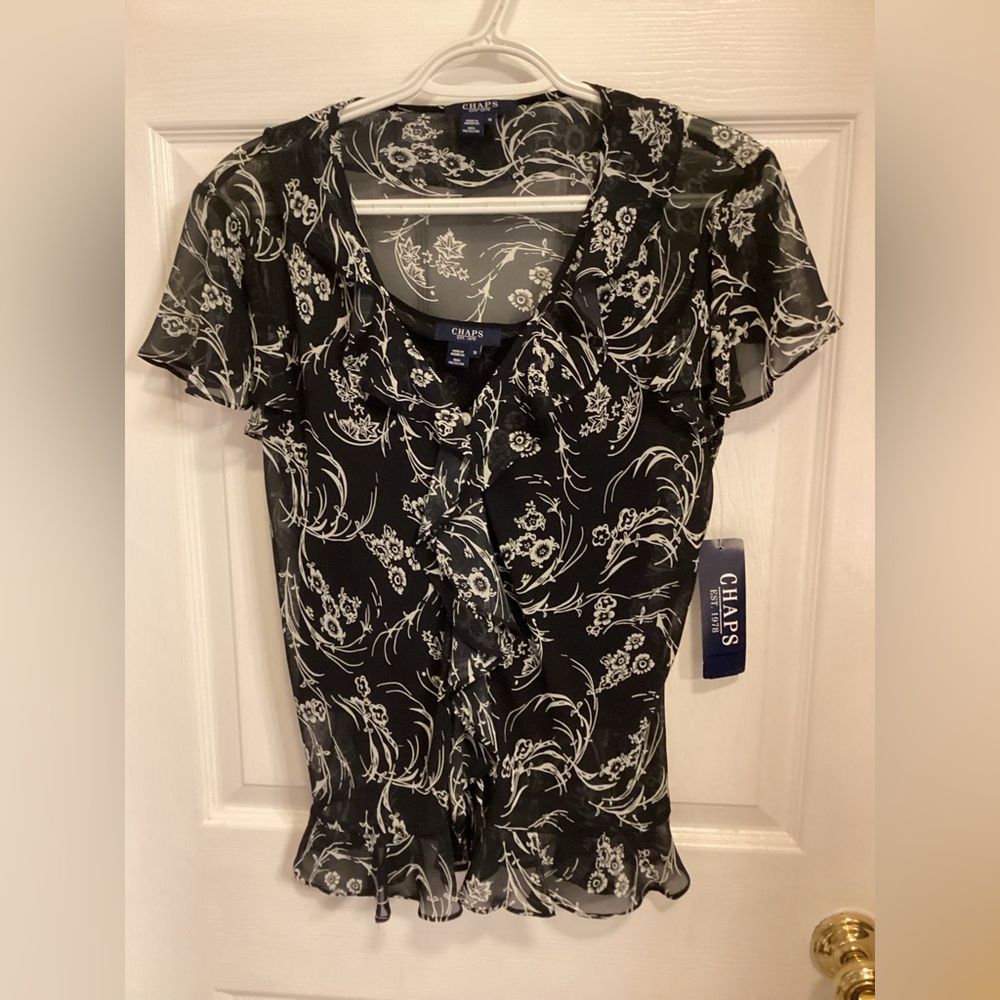 Chaps Black and White Floral Blouse. NWT